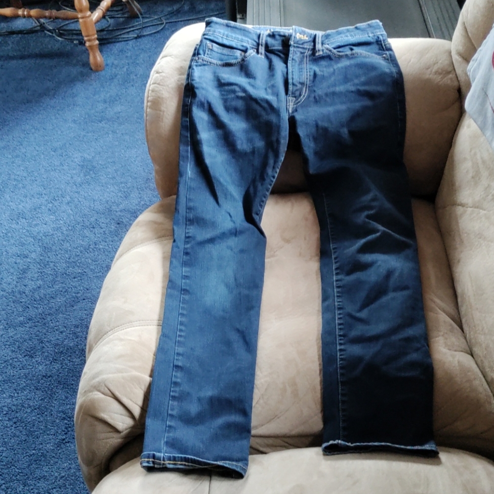 ✨🦅American Eagle outfitters size 28 Slim Jeans